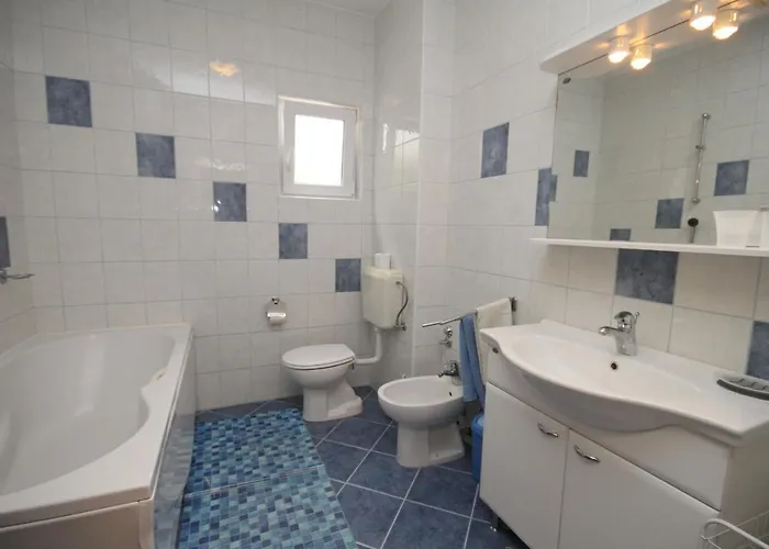 Apartamento With Parking Space - Makarska - 6907 Brela