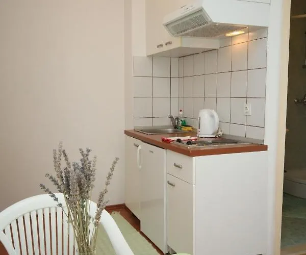 With Parking Space - Makarska - 6907 Apartamento