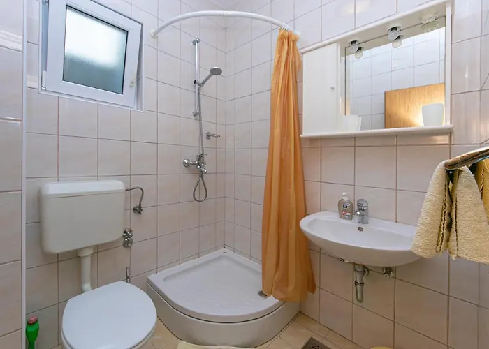 Apartamento With Parking Space - Makarska - 6907