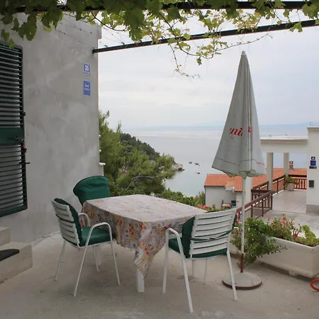Apartments With Parking Space Brela - Makarska - 6907