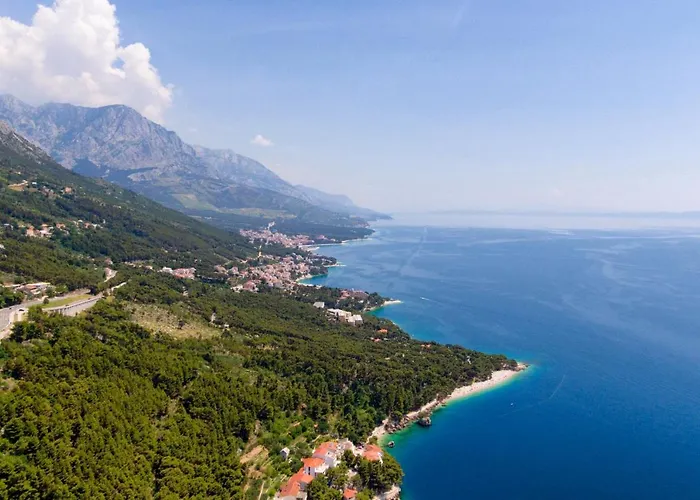 Apartment Apartments With Parking Space Brela - Makarska - 6907